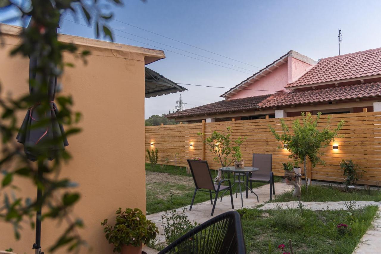 Burnelia Vacation House Lefkimmi  Esterno foto
