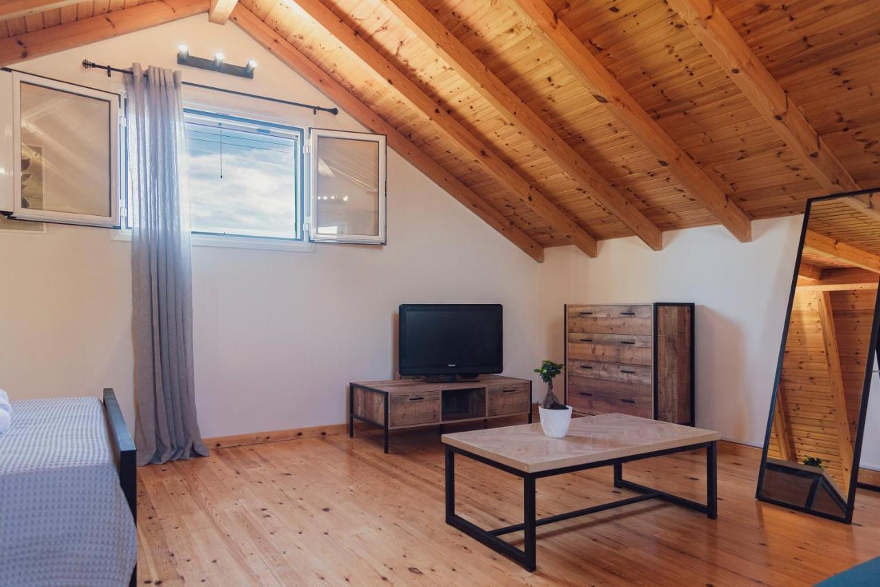 Burnelia Vacation House Lefkimmi  Esterno foto